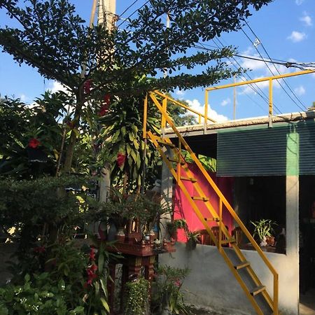 Thong Family Homestay Chiangdao เชียงดาว ภายนอก รูปภาพ